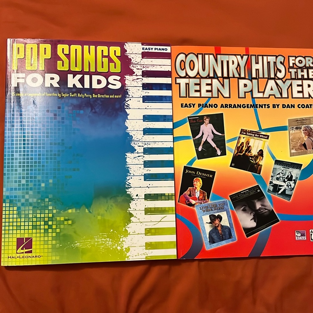 Kids & teens piano hits music.